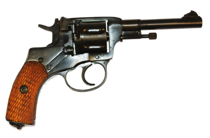 Оружие списанное, учебное "Револьвер Наган" 1945гв