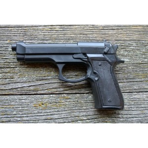 Пистолет тренировочный резиновый "Beretta 92"